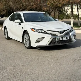 Toyota Camry 2020