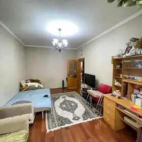 2 ком 2/1 этаж Высокопотолочка