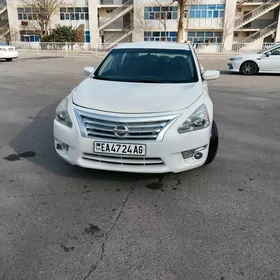Nissan Altima 2013
