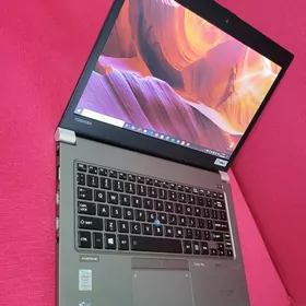 Toshiba notbuk. Noutbuk