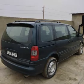 Opel Sintra 1998