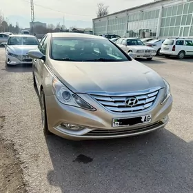 Hyundai Sonata 2012