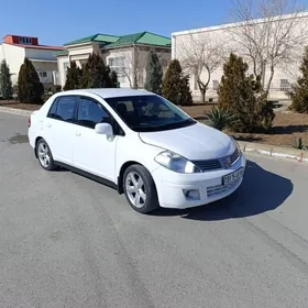 Nissan Versa 2010