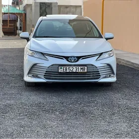 Toyota Camry 2020