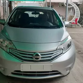 Nissan Versa Note 2014