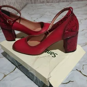 Туфли новые женские