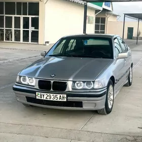 BMW 320 1992