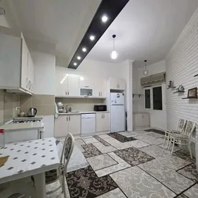 Täze Gurtly 3kom 2et