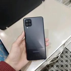 Samsung A12