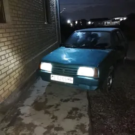 Lada 21099 2000