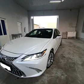 Lexus ES 350 2020