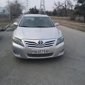 Toyota Camry 2011