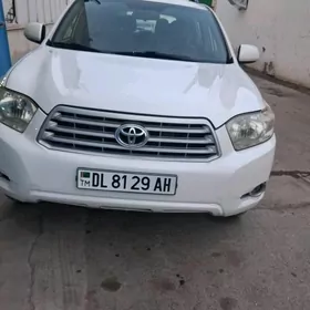 Toyota Highlander 2010