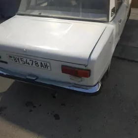 Lada 2104 1980