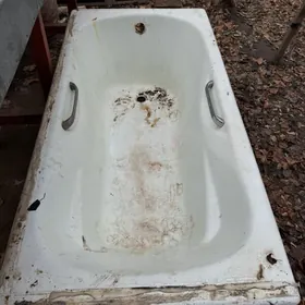 Чугунная ванна