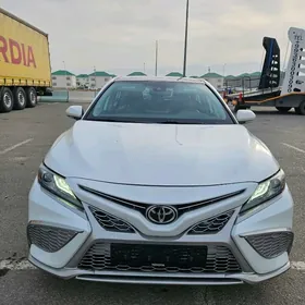 Toyota Camry 2022
