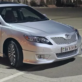Toyota Camry 2010