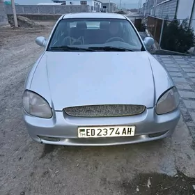 Hyundai Sonata 2000