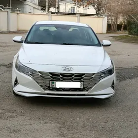 Hyundai Elantra 2021