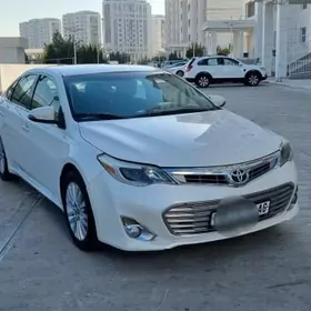 Toyota Avalon 2013