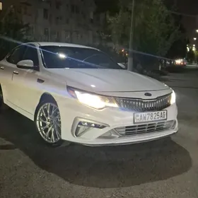 Kia Optima 2020