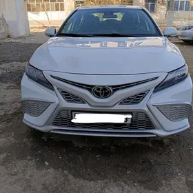Toyota Camry 2023