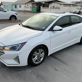 Hyundai Elantra 2020