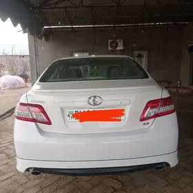 Toyota Camry 2011