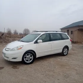 Toyota Sienna 2009