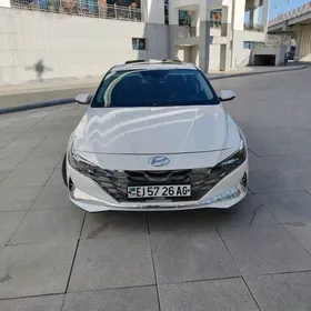 Hyundai Elantra 2021