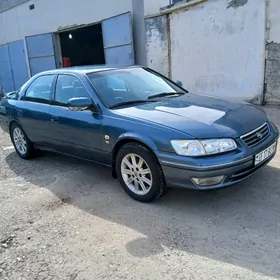 Toyota Camry 2000