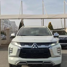Mitsubishi Montero Sport 2025