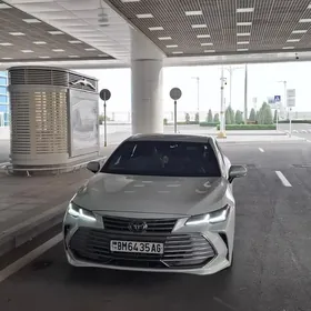 Toyota Avalon 2019
