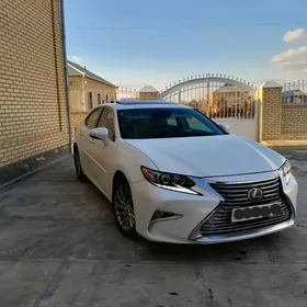 Lexus ES 350 2018