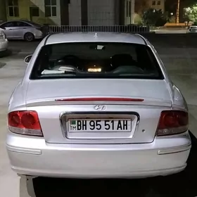 Hyundai Sonata 2003