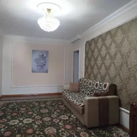 11 mkr 4/4 et 1 komnat Arzan