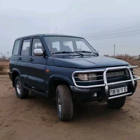 UAZ 469 2000