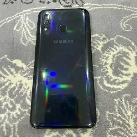 Samsung A40