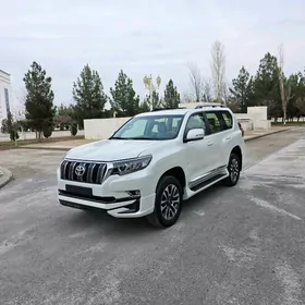 Toyota Land Cruiser Prado 2023