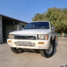 Toyota Hilux 1991
