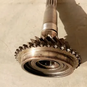 Вал первичный