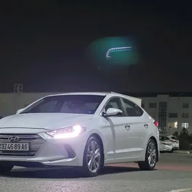 Hyundai Elantra 2016
