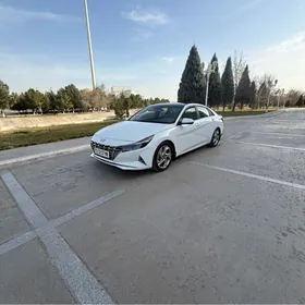 Hyundai Elantra 2021