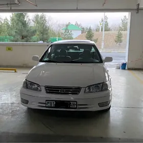 Toyota Camry 1998