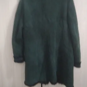 Ýapyk ýaşyl palto tüýli