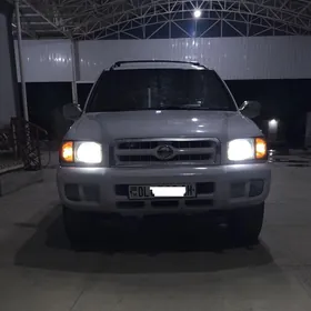 Nissan Pathfinder 2002