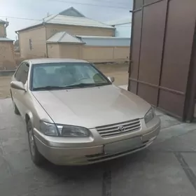 Toyota Camry 1997