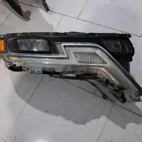 Kia Carniwal fara sag tarap