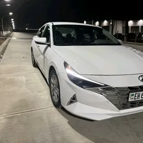 Hyundai Elantra 2021