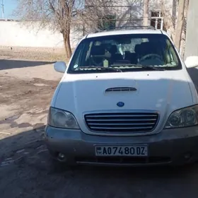 Kia Carnival 2002